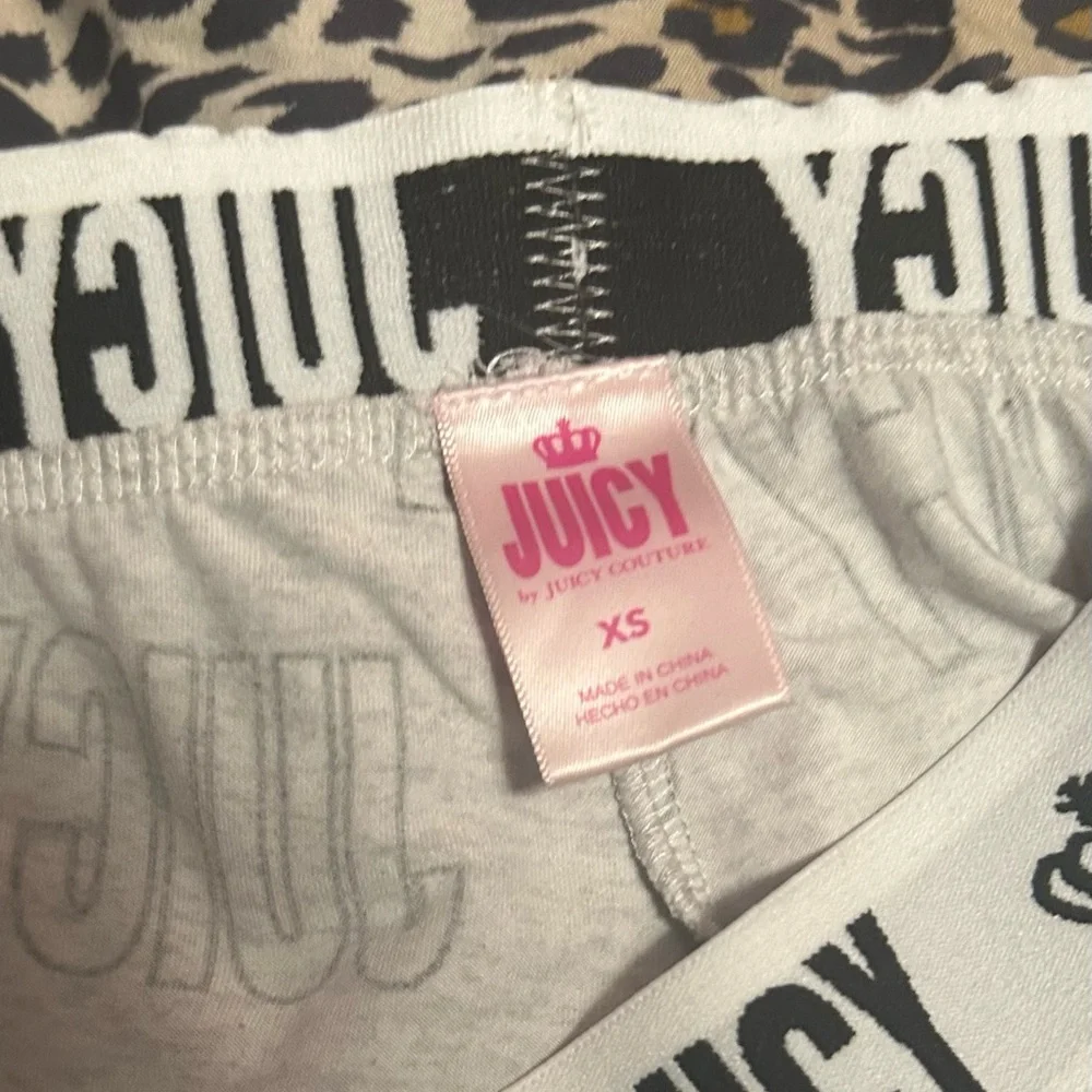 Juicy couture shorts - Picture 3 of 3